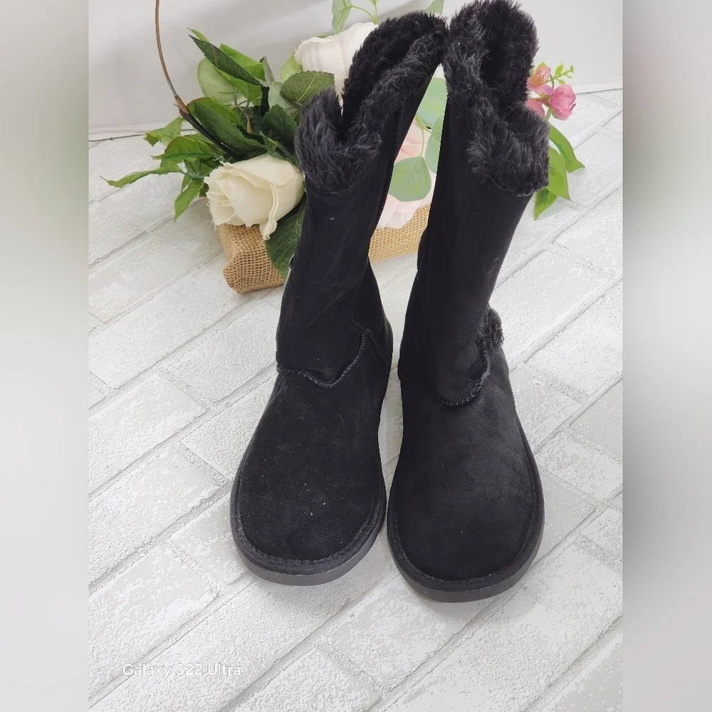 White Mountain Black Faux Fur Winter Boots